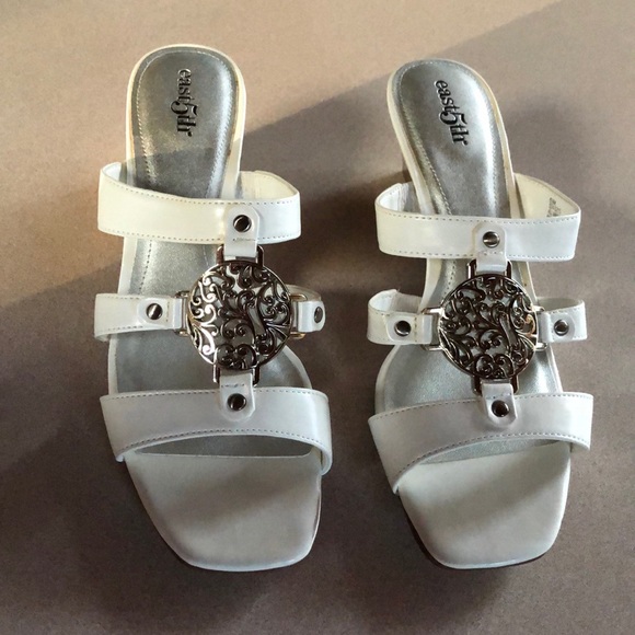 🦋New east 5th Wedges..NWOT - Picture 4 of 7